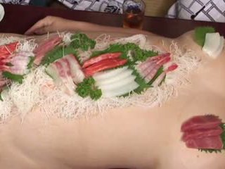 Sushi 에 아시아의 할머니