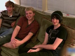 3 boyz having một số đồng tính khiêu dâm cảnh