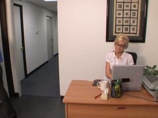 Horký blondýnka kancelář dívka