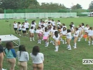 Subtitled bottomless utendørs japan schoolgirls assembly