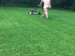 Mowing grass nackt: kostenlos nackt frauen im öffentlich hd porno video