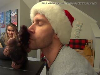 Mrs. clause has suo incredible nylon soles licked hd preview