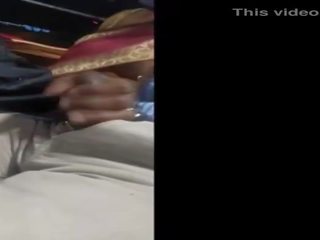 Handjobs in Bus: Free Indian HD Porn Video 4f