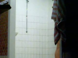 Gym Shower Voyeur - Girls Caught At Gym Shower