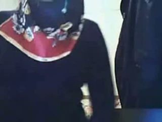 Video - hijab fata arată fund pe camera web