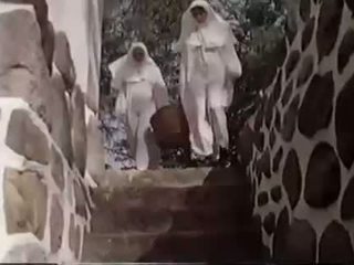 Depraved секс на nuns