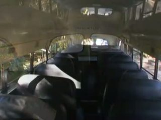 Kaakit-akit istudyante gigi rivera ay slipped a schlong sa ang school bus