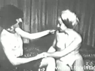 Vintage 1929 Suprise for lesbian Milf ...