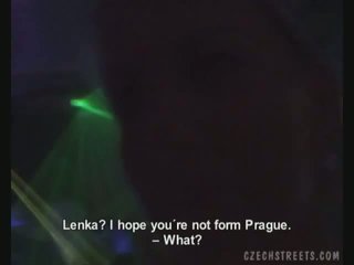 Lenka gets fucked dalam yang disco untuk wang
