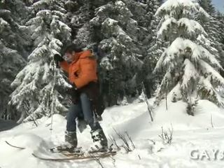 Porno ski Ski Ball