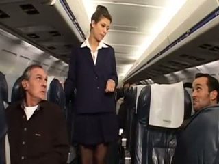 אחיד, stewardess
